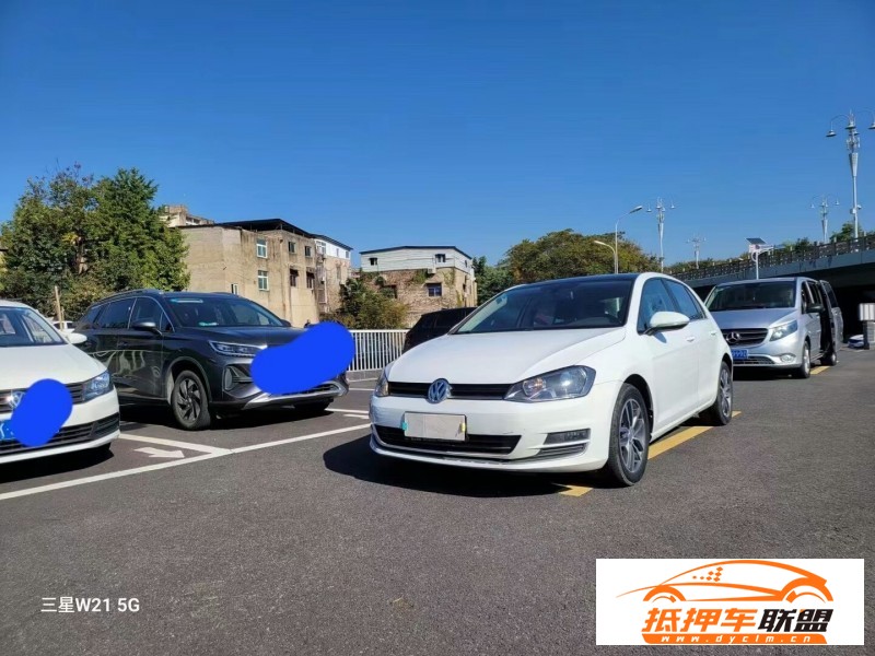 16年大眾高爾夫轎車 