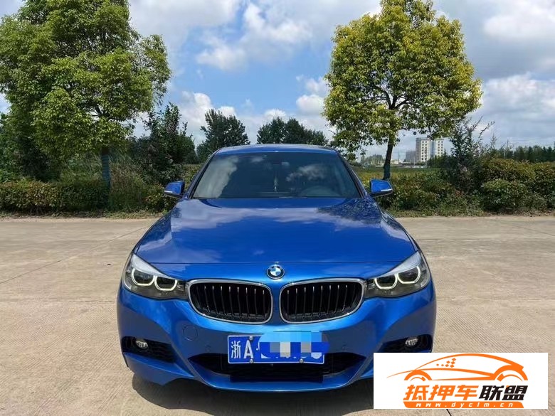  19年寶馬3系轎車 