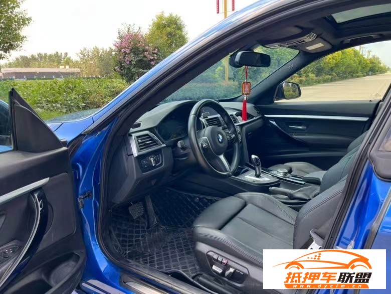  19年寶馬3系轎車 
