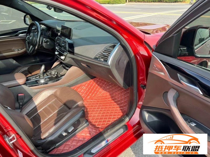  19年寶馬X4轎車 