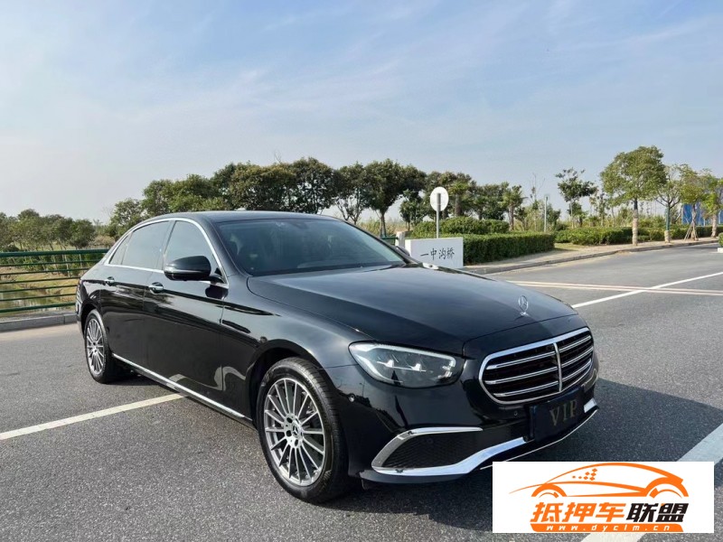  20年奔馳E轎車 