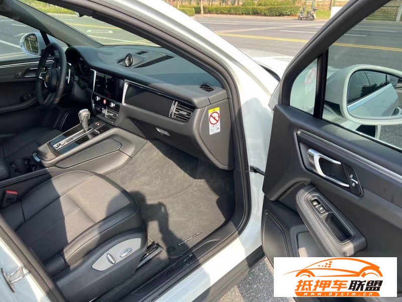  23年保時(shí)捷Macan邁凱轎車 