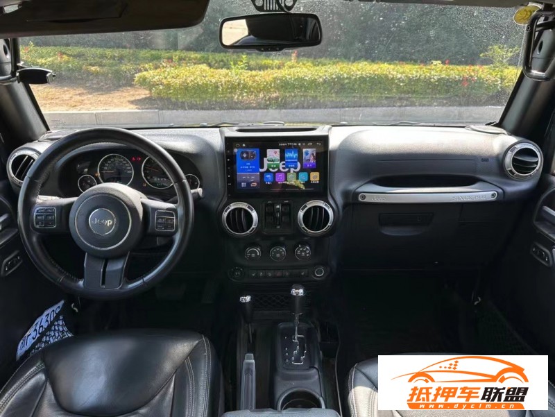  17年Jeep牧馬人轎車 