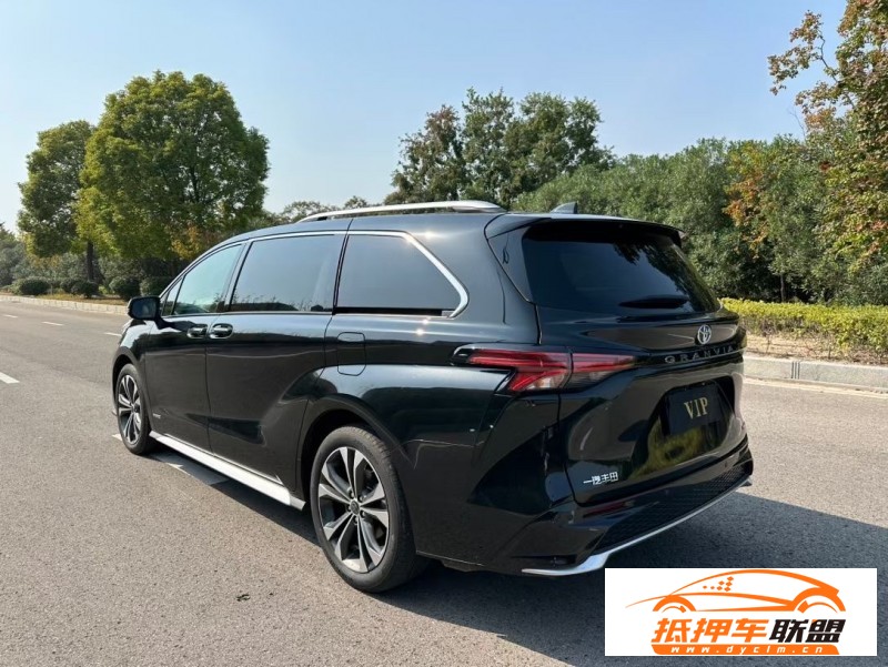  23年豐田普瑞維亞SUV 