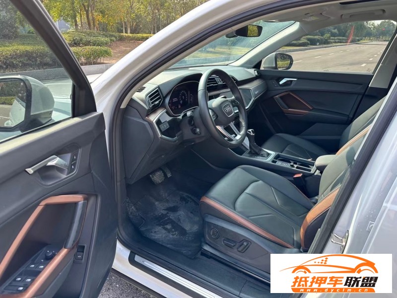  21年奧迪Q3SUV 