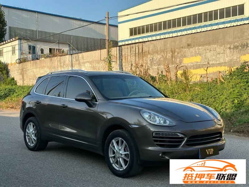  14年保時捷卡宴SUV 