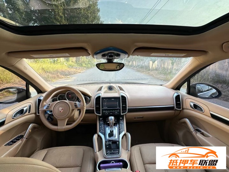  14年保時捷卡宴SUV 
