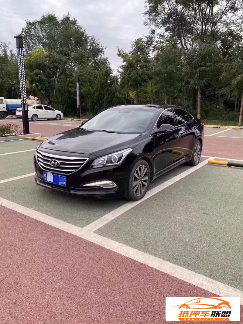  16年現(xiàn)代名圖轎車 