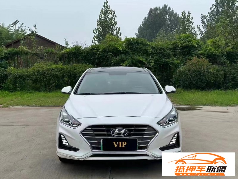  21年現(xiàn)代索納塔九轎車 