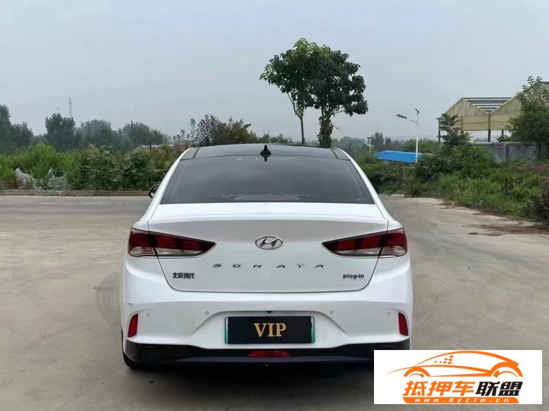  21年現(xiàn)代索納塔九轎車 