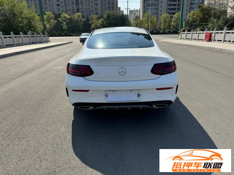  18年奔馳C轎車 