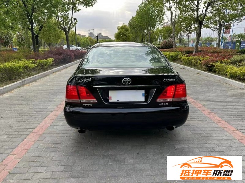  06年豐田皇冠轎車 