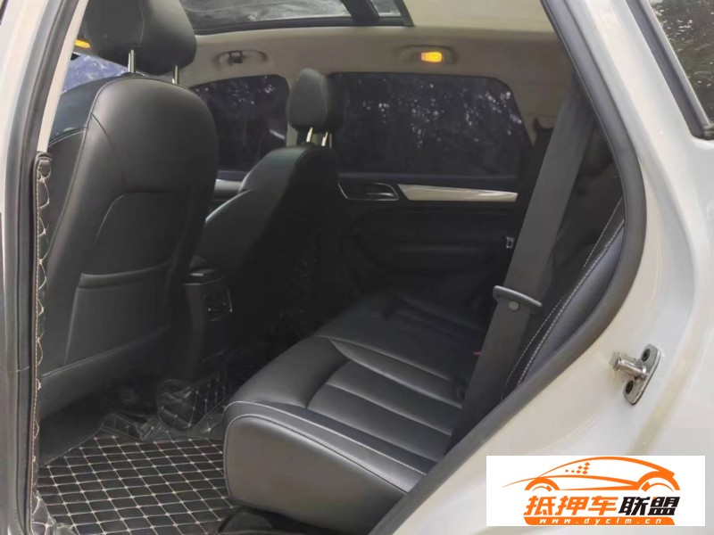  17年榮威RX5轎車 
