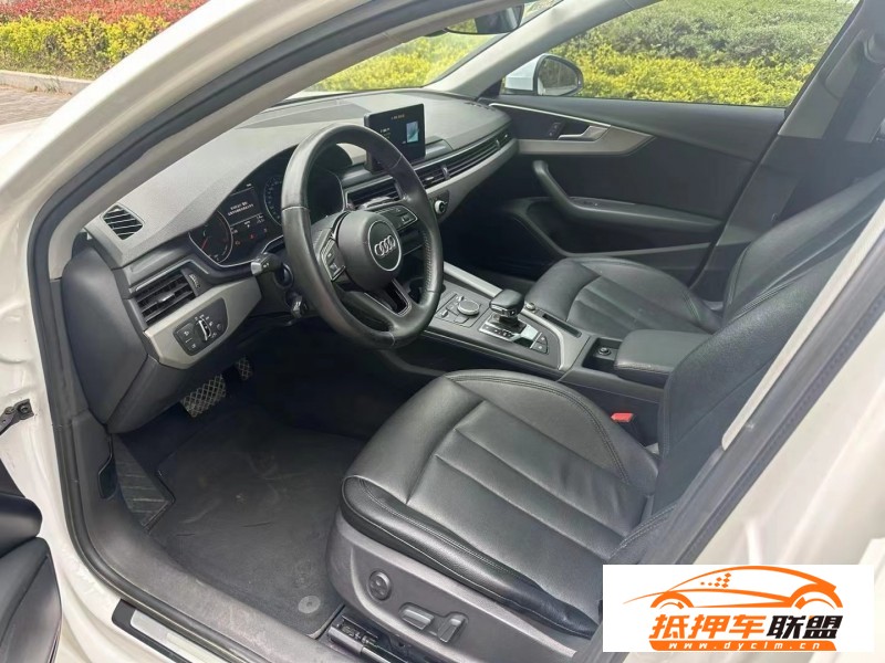  17年奧迪A4L轎車 