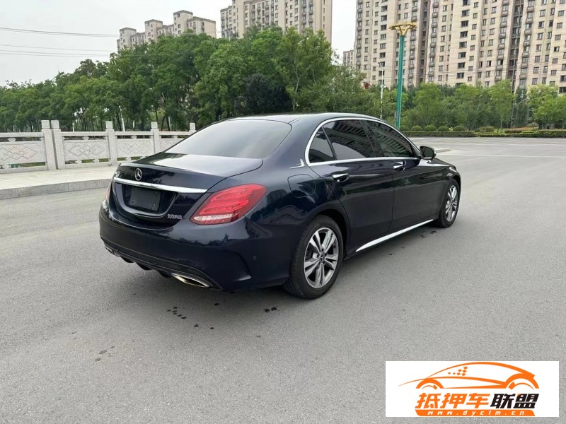  18年奔馳C轎車 