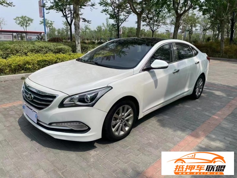  15年現(xiàn)代名圖轎車 