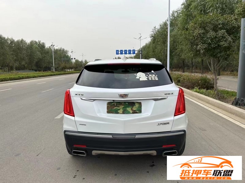  17年凱迪拉克XT5轎車 