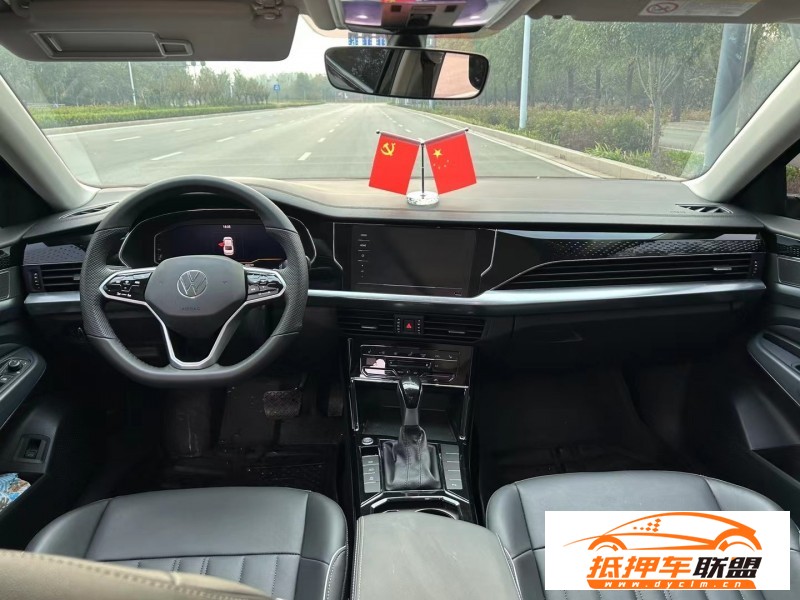  23年大眾帕薩特轎車 