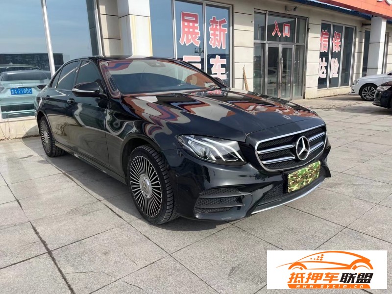  17年奔馳E轎車 