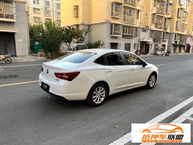  17年別克威朗轎車 