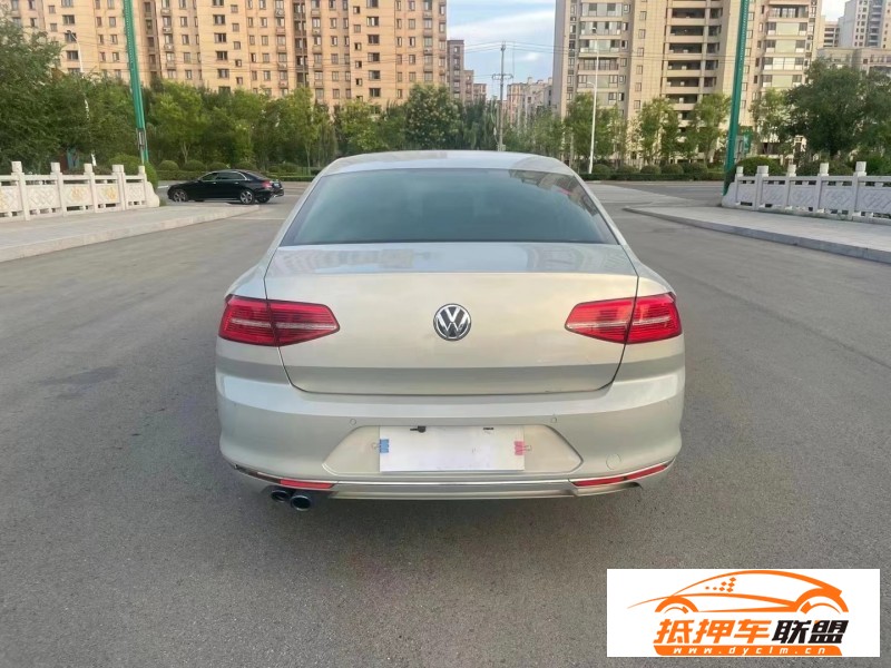  17年大眾邁騰轎車 