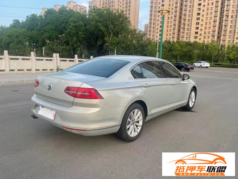  17年大眾邁騰轎車 