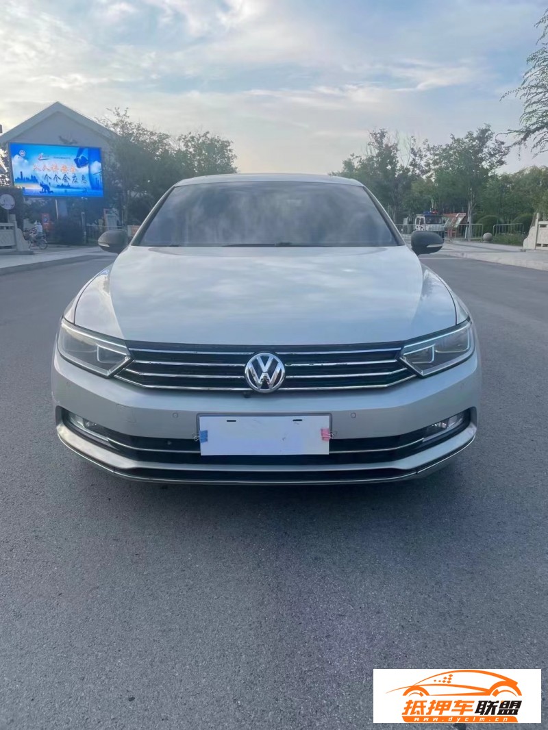  17年大眾邁騰轎車 