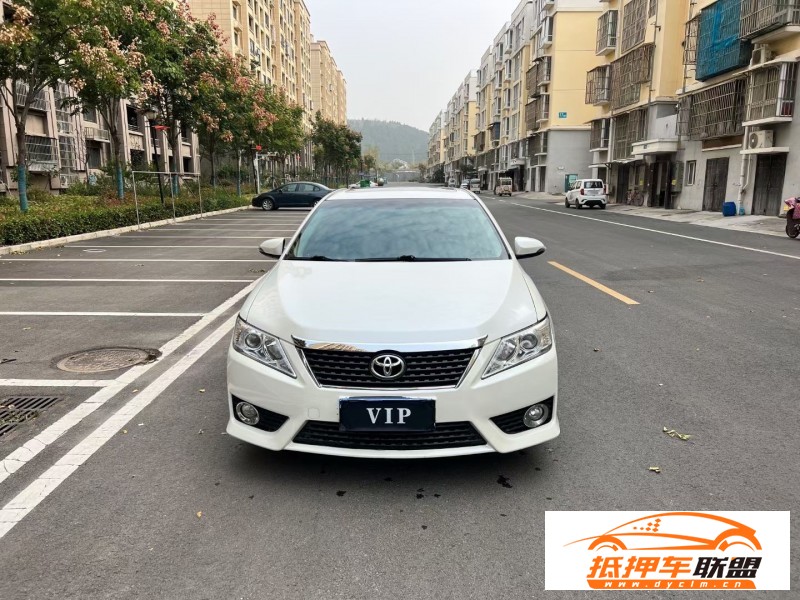  13年豐田凱美瑞轎車 