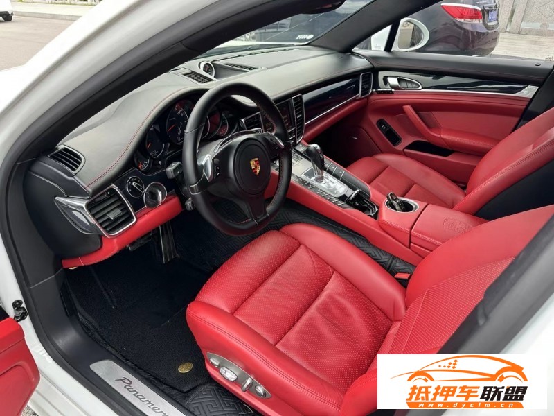  14年保時捷帕納梅拉跑車 