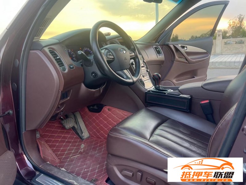  16年英菲尼迪QX50轎車(chē) 