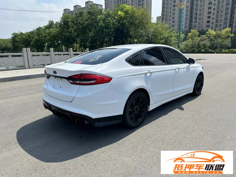  18年福特蒙迪歐轎車 