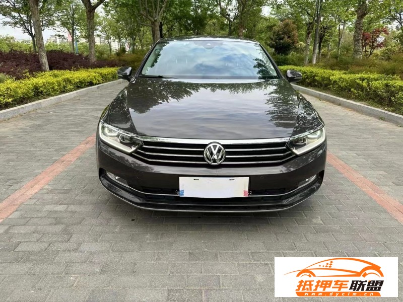  17年大眾邁騰轎車 