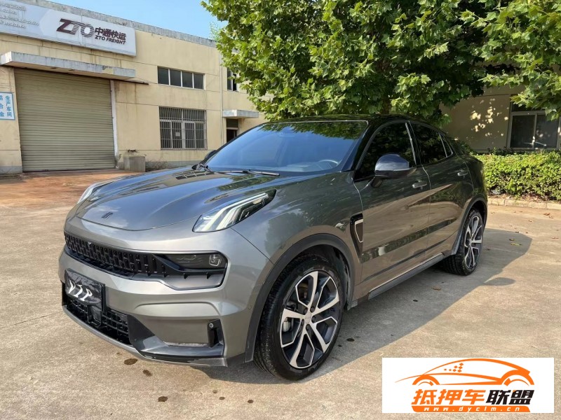  20年領(lǐng)克05轎車 