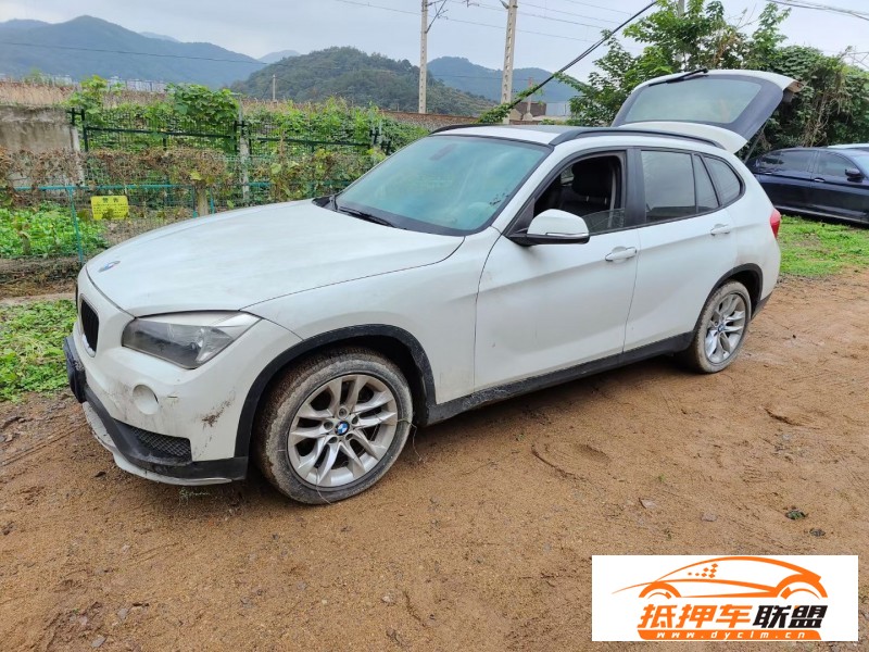  15年寶馬X1SUV 