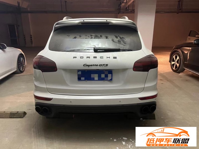  13年保時捷卡宴SUV 