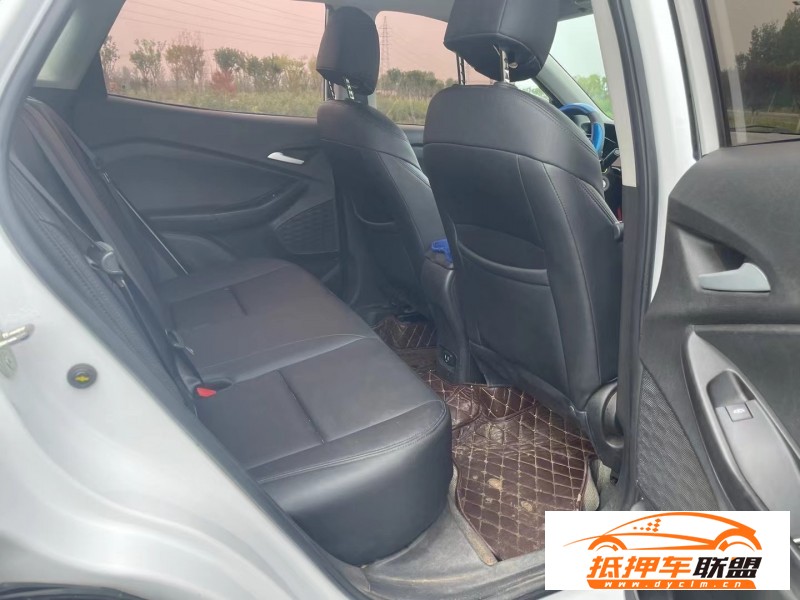  20年雪佛蘭創(chuàng)酷SUV 