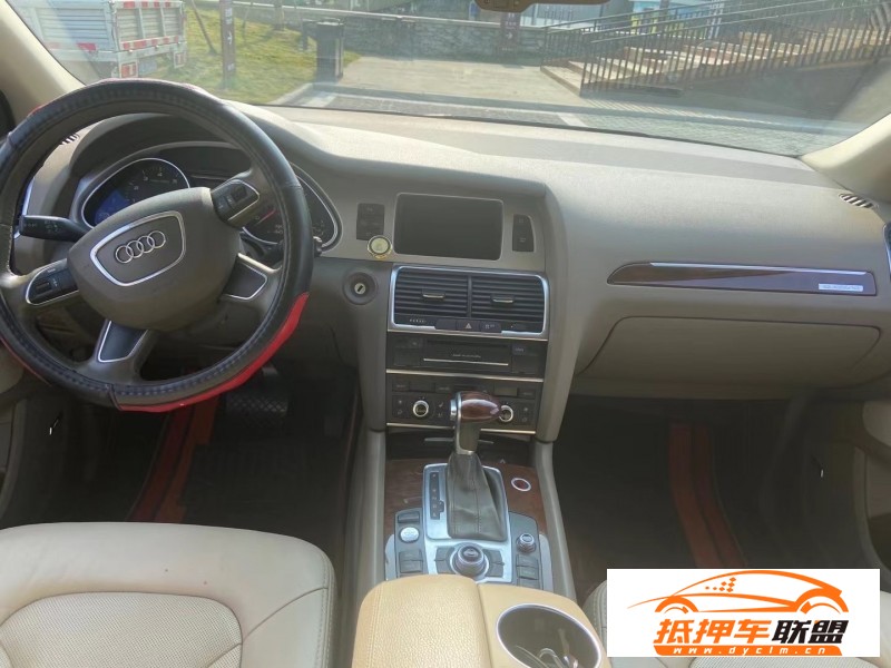  12年奧迪Q7SUV 