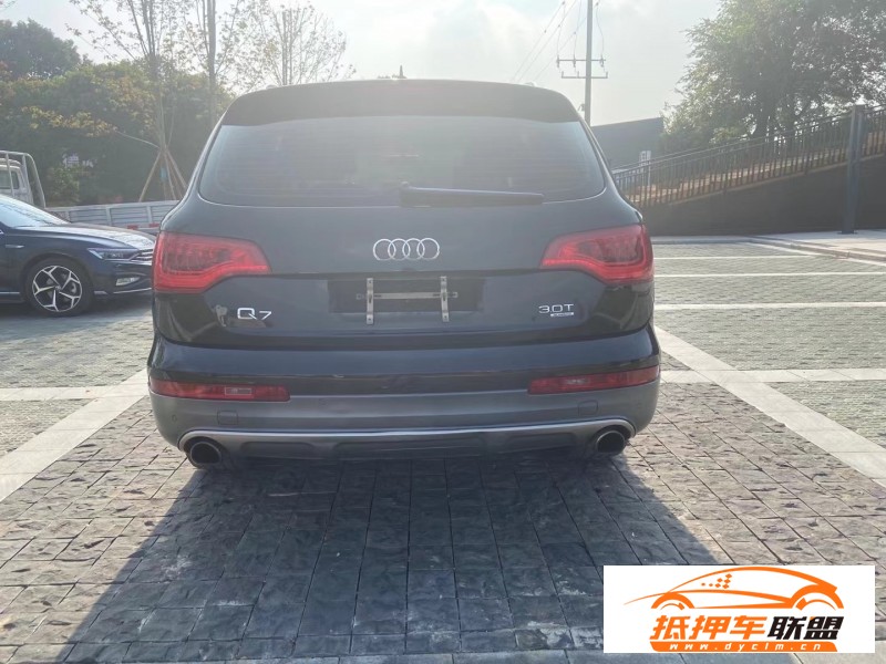  12年奧迪Q7SUV 