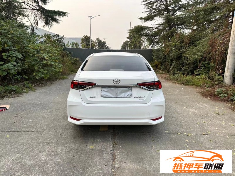  20年福特蒙迪歐轎車 