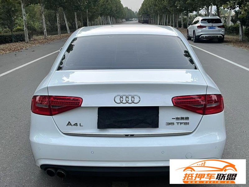  16年奧迪A4轎車 