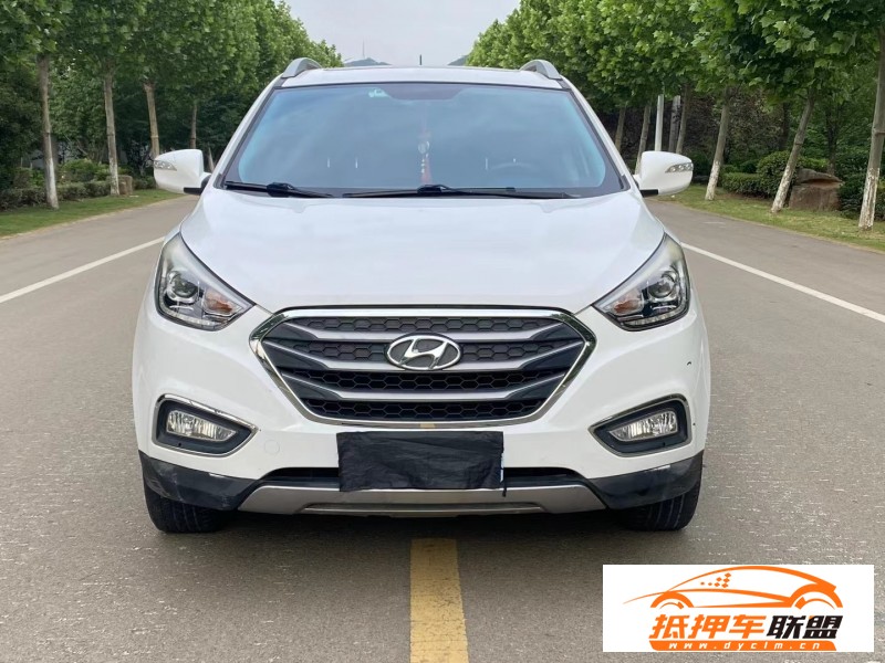  16年現(xiàn)代ix35轎車 