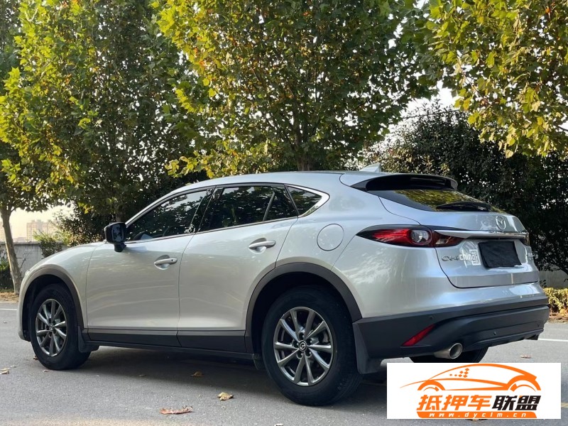  20年馬自達(dá)CX-4轎車 