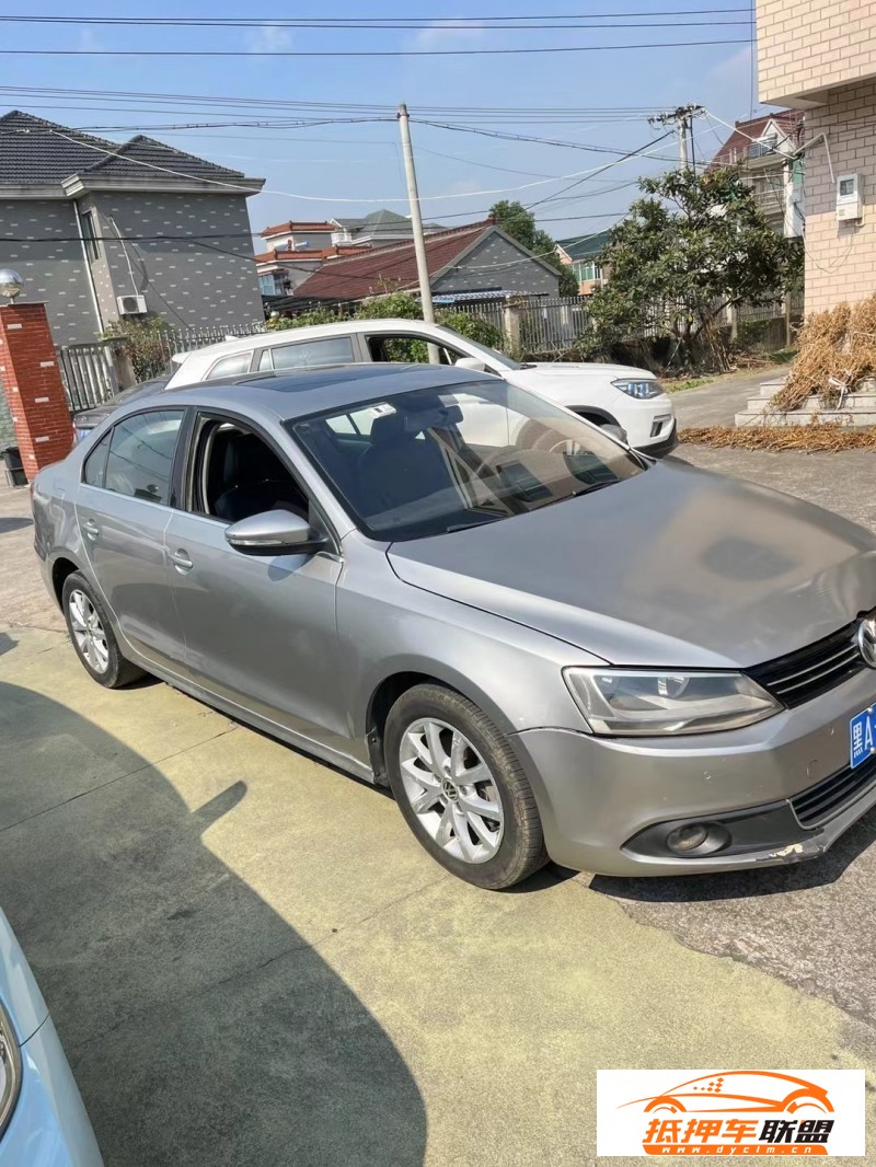  13年大眾邁騰轎車 