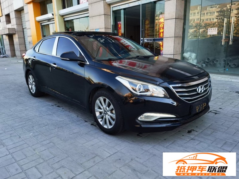  14年現(xiàn)代名圖轎車(chē) 
