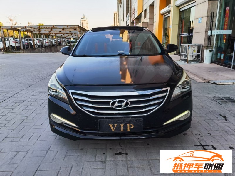  14年現(xiàn)代名圖轎車(chē) 