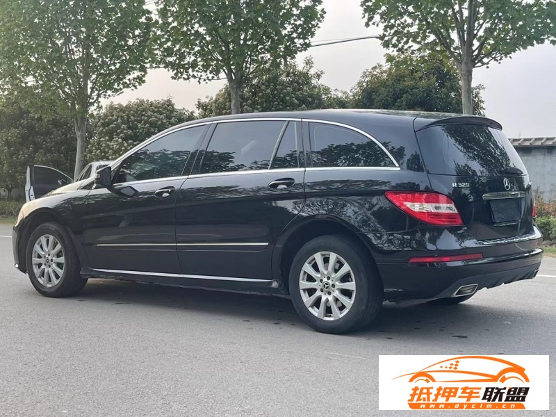  16年奔馳R級(jí)轎車 