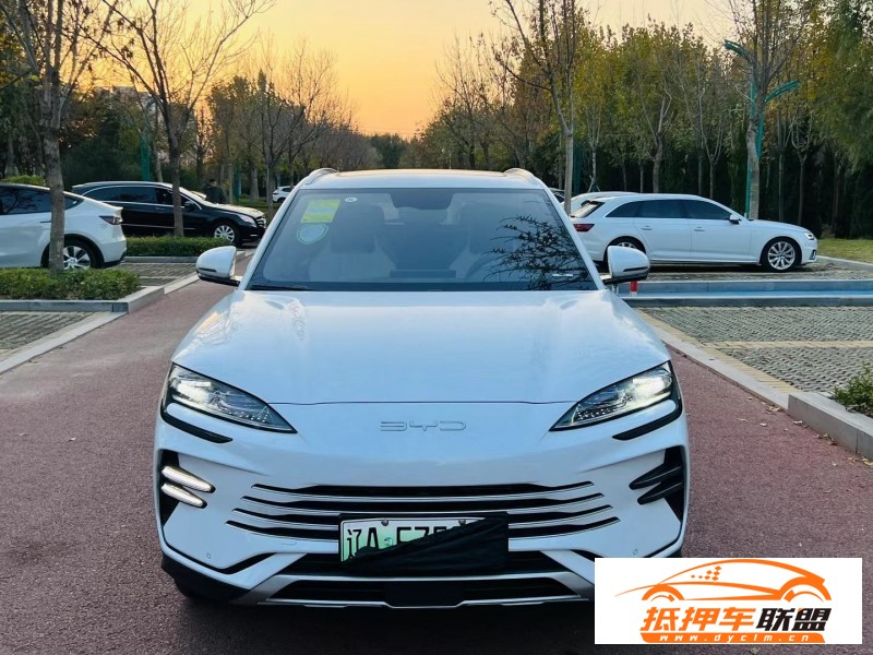  23年比亞迪宋轎車 
