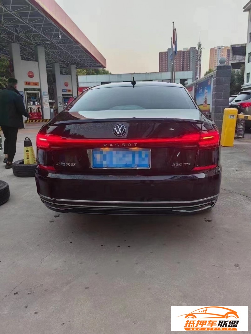  22年大眾帕薩特轎車 