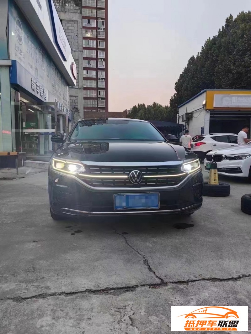  22年大眾帕薩特轎車 
