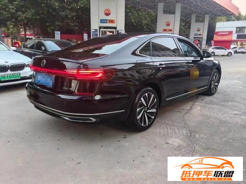  22年大眾帕薩特轎車 